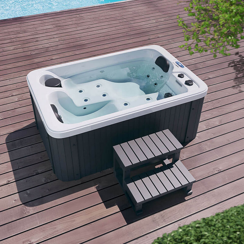 Outdoor Whirlpool Horizon 175 x 115 cm inkl. Abdeckung