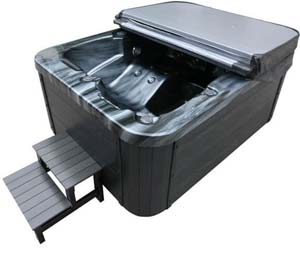 langtextfoto-Outdoor-Whirlpool-Black-Marble-210-x-160-x-80-cm